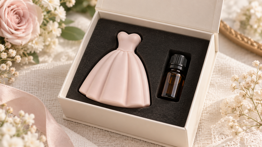 粉霧心領婚紗造型擴香石婚禮禮盒；造型與包裝示意，實際以打樣確認